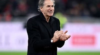 Əfsanəvi futbolçu vəfat etdi