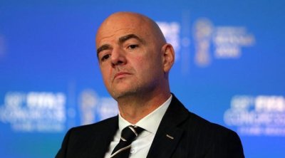UEFA Canni İnfantinodan istefa verməsini tələb etdi - FOTO