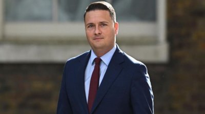 Böyük Britaniyanın müdafiə naziri Kiyevdədir