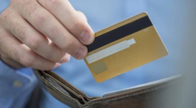 Bakıda taksidən pul və bank kartları oğurlayan şəxs TUTULDU