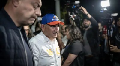 Referendum, Konstitusiya və İrəvanın mürəkkəb hesablamaları