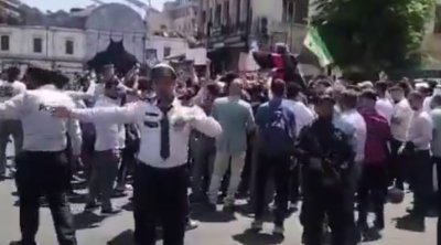 Bəşər Əsəd barəsində ölüm hökmü Suriyada bayrama çevrildi – VİDEO