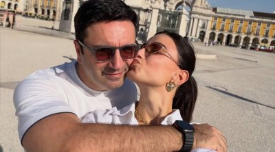 Alen Simonyan özünə toy edir
