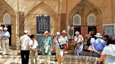 Özbəkistana ilin əvvəlindən 7,7 milyondan çox turist gəlib