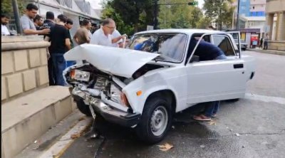 Göyçayda zəncirvari qəza &ndash; yaralılar var - FOTO