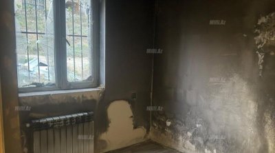 Bakıda dəhşətli qətl: Birlikdə yaşadığı qadını 21 dəfə bıçaqladı, sonra isə evini yandırdı &ndash; FOTO