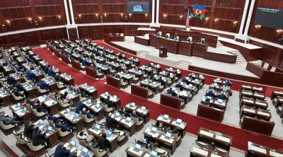 Gələn həftə deputatların tətili başa çatır