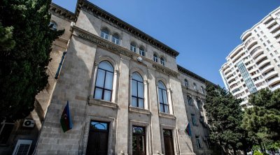 Gətirilən ayaqqabıdan telefon çıxdı - Ədliyyə Nazirliyi xəbərdarlıq edir - FOTO