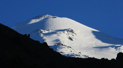 Qırğızıstanda dağa “Şanxay Əməkdaşlıq Təşkilatı Zirvəsi” adı verildi