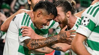 Kamilo Duran Şotlandiyada ayın futbolçusu seçildi- Foto