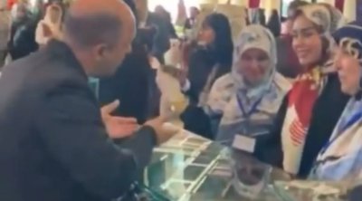 İranda rial çökür, Əraqçının xanımı isə qızıl seçir - VİDEO