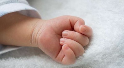 Göyçayda 3 aylıq körpə anasının qucağından düşərək vəfat etdi