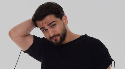 Coni ad və soyadını dəyişib? - FOTO