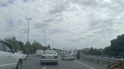 Bakı-Sumqayıt yolunda qəza - VİDEO