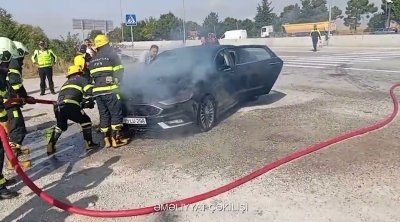 Qobustanda avtomobil yandı - VİDEO