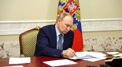 Rusiyadan xaricə 1 milyon rubldan çox nağd pul çıxarmaq QADAĞAN EDİLİR &ndash; Putindən FƏRMAN