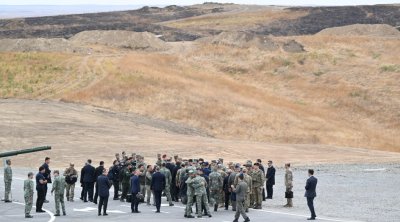 3 ölkənin müdafiə naziri Xocavənd rayonunda hərbi texnikanın sərgisində &ndash; FOTO