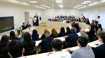 Qarabağ Universitetində tələbə və inflüenserlərlə görüş keçirildi - FOTO