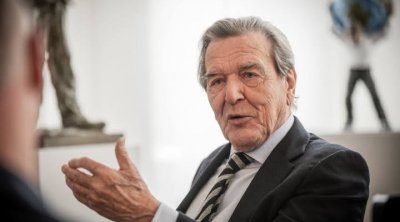 Şröder Rusiyada yeni vəzifəyə təyin olundu &ndash; Almaniyada etirazlar artır