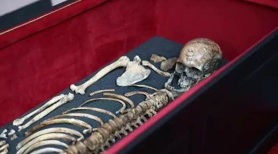 Yunanıstan Bolqarıstana çar Samuilin qalıqlarını VERDİ