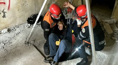 Köməksiz vəziyyətdə qalan &ldquo;şəxslər&rdquo; belə xilas edildi - FOTO/VİDEO