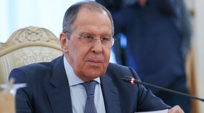 Lavrov Azərbaycana GƏLİR