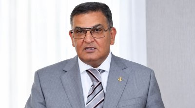 Səmədovun mənimsədiyi pulu oğlu qaytardı - 300 min...