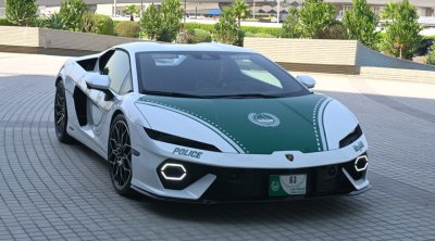 Bu ölkədə polislər Lamborghini sürəcək - 920 at güclü - FOTO