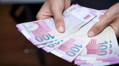 900 manat maaş alır, 840 manat aliment tutuldu - VƏKİL DANIŞDI