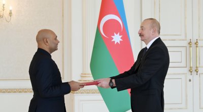 Hindistanın yeni səfiri İlham Əliyevin QƏBULUNDA &ndash; FOTO
