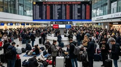 Moskva aeroportlarında uçuşlar iflic oldu - VİDEO