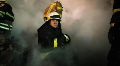 Kiyevdə 24 mərtəbəli binaya zərbə endirildi &ndash; 1 ölü, 1 yaralı var - FOTO