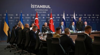Türkiyə Ukrayna ilə bağlı vasitəçiliyə hazır olduğunu açıqlayıb