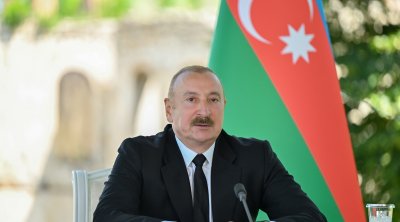 Prezident: “Müstəqil ölkəyə necə yaşamaq, nəyi etmək, nəyi etməmək barədə dərslər verilməli deyil”