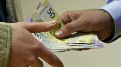 Korrupsiya barədə məlumat verənlər mükafatlandırılacaq – Məbləğ