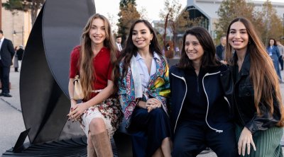 Alyona Əliyevadan Daş Salnamə Muzeyindən paylaşım - Foto