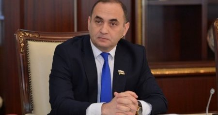 Deputat bu universitetləri TƏNQİD ETDİ – “Tələbələrə və valideynlərə problem yaradırlar”