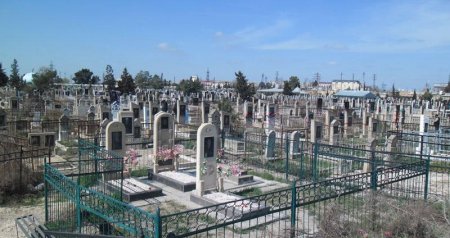 Məzarlara LAQEYDLİK – Yaxınların qəbrini ziyarət etmək niyə “YADDAN ÇIXIR”?