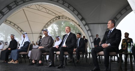 Prezidentlər Cıdır düzündə Qarabağ atlarının şousunu izlədilər – FOTO