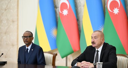 Prezidentlər mətbuata bəyanatlarla çıxış ediblər – FOTO