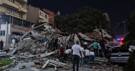 Türkiyədəki zəlzələdə üç bina UÇUB – Yaralananlar var – VİDEO