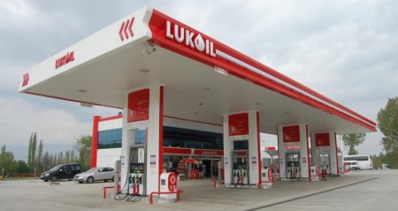 “Lukoil” Azərbaycandakı yanacaqdoldurma məntəqələrini satışa çıxarıb? – RƏSMİ AÇIQLAMA