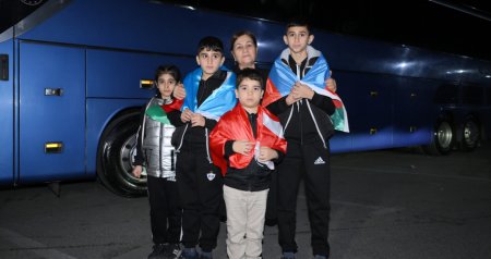 Onlar da doğma yurdlarına qayıdırlar – FOTO