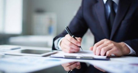 Dövlət qulluqçuları ilə bağlı YENİLİK &ndash; Məvaciblərinin 3 mislini ALACAQLAR