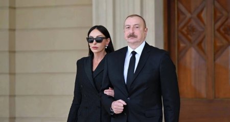 İlham Əliyev və Mehriban Əliyeva Xankəndidə Zəfər parkının AÇILIŞINDA - FOTO