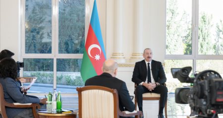 Prezidentin müsahibəsinə belə hazırlaşıblar &ndash; VİDEO