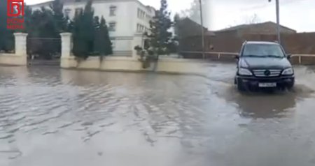 Türkan məktəbi SU ALTINDA &ndash; VİDEO