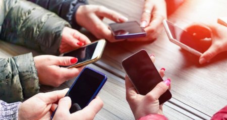 Yeni &ldquo;xəstəlik&rdquo; NÖVÜ &ndash; İnsanlardan uzaq qalmaq simptomları daha da AĞIRLAŞDIRIR...