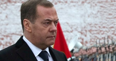 Medvedevdən QƏLƏBƏ MESAJI &ndash; Rusiya sülhə razılıq verir, Ukraynanın iki regionu...