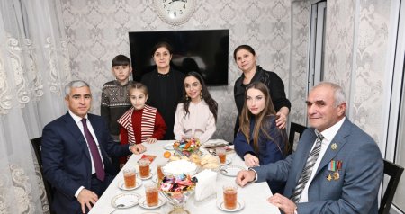 Leyla Əliyeva və Alena Əliyeva Natiq Qasımovun ailəsini ziyarət edib - FOTO